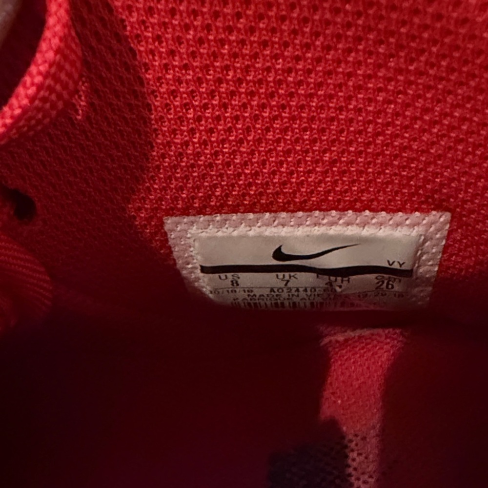 Nike Vibrant Red High-Top Sneakers - Picture 9 of 10